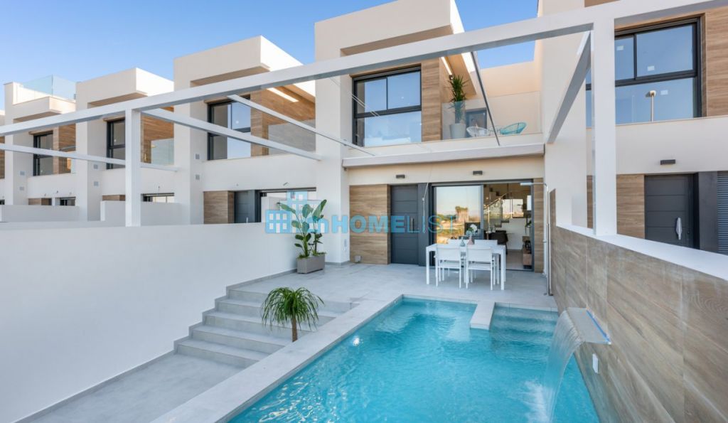 Eladó 136 m2 ház - Alicante