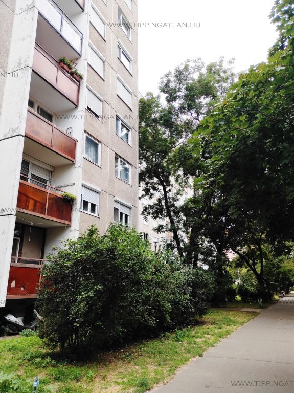 Eladó 35 m2 lakás - Budapest IV.