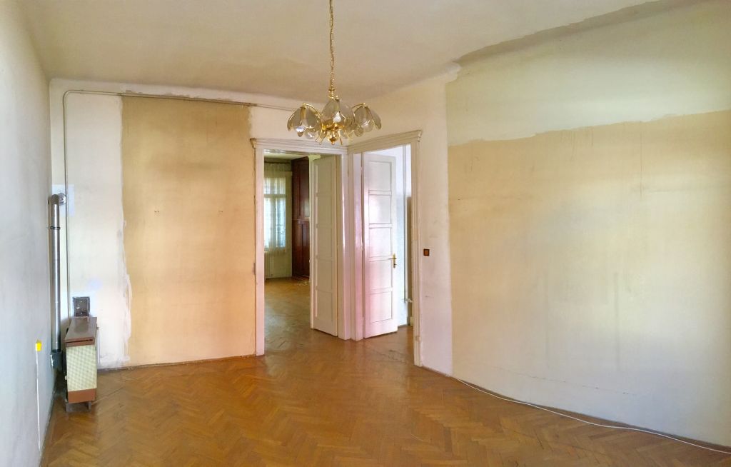 Eladó 183 m2 lakás - Budapest V.