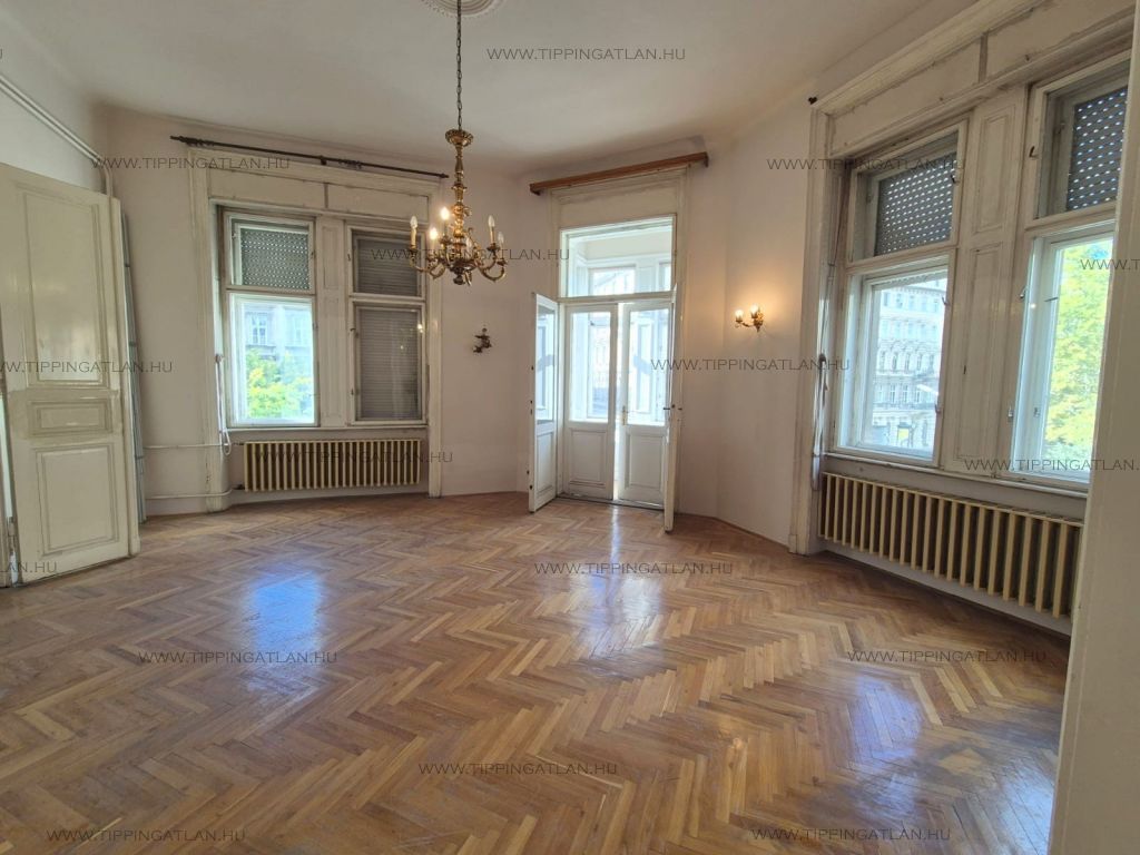 Eladó 82 m2 lakás - Budapest VII.