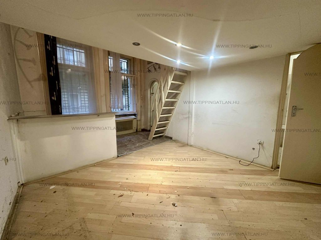 Eladó 27 m2 lakás - Budapest VII.