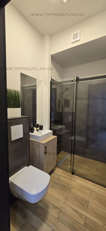 Eladó 50 m2 lakás - Budapest VII.