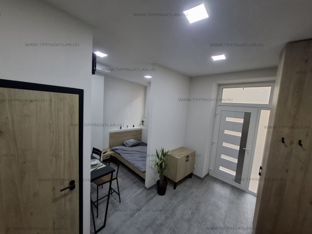 Eladó 50 m2 lakás - Budapest VII.