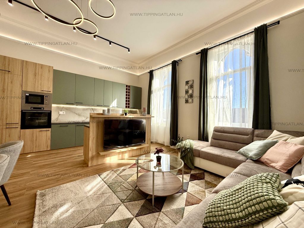 Eladó 88 m2 lakás - Budapest VII.