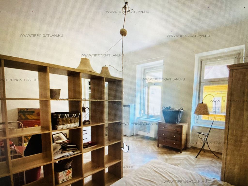 Eladó 32 m2 lakás - Budapest VIII.