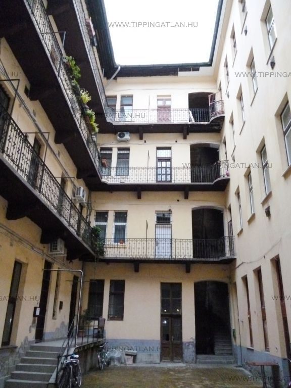 Eladó 66 m2 lakás - Budapest VIII.