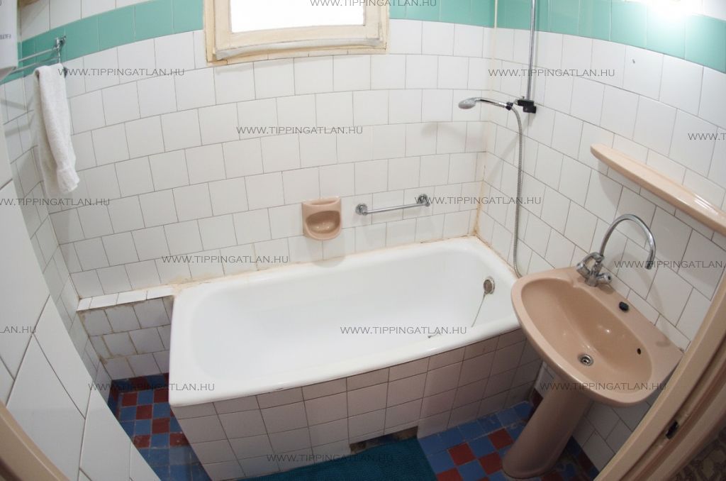Eladó 58 m2 lakás - Budapest VIII.