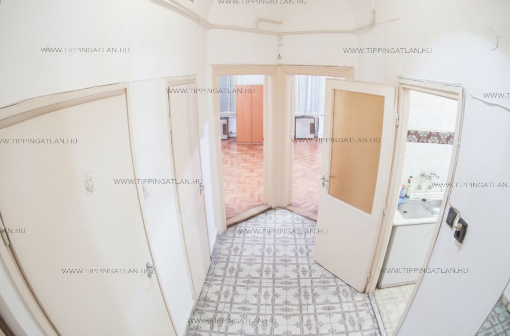Eladó 58 m2 lakás - Budapest VIII.