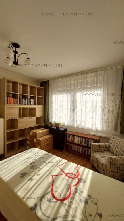 Eladó 71 m2 lakás - Budapest XV.