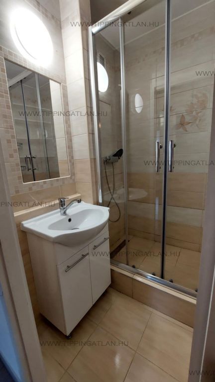 Eladó 71 m2 lakás - Budapest XV.