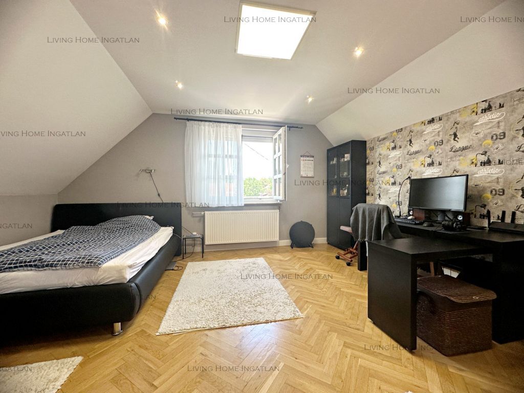 Eladó 317 m2 ház - Pilisvörösvár